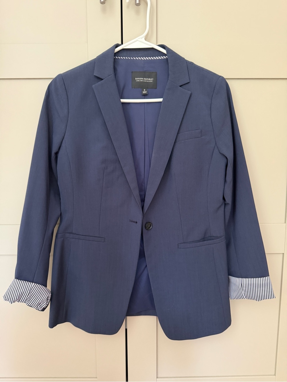 Banana Republic women’s  Navy Single-Breasted Blazer